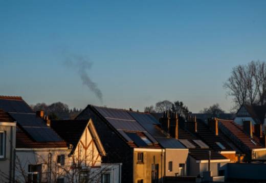 Maksimering av energieffektivitet: Fordelene med solcellepaneler for hjemmet ditt